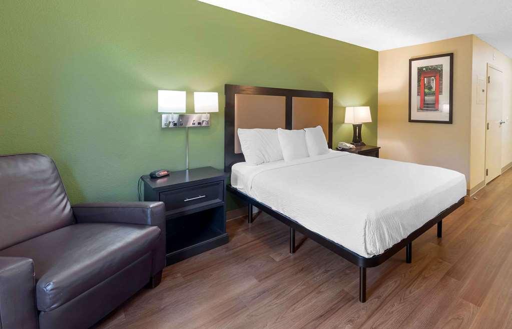 Extended Stay America Suites - Raleigh - Cary - Harrison Ave Rum bild