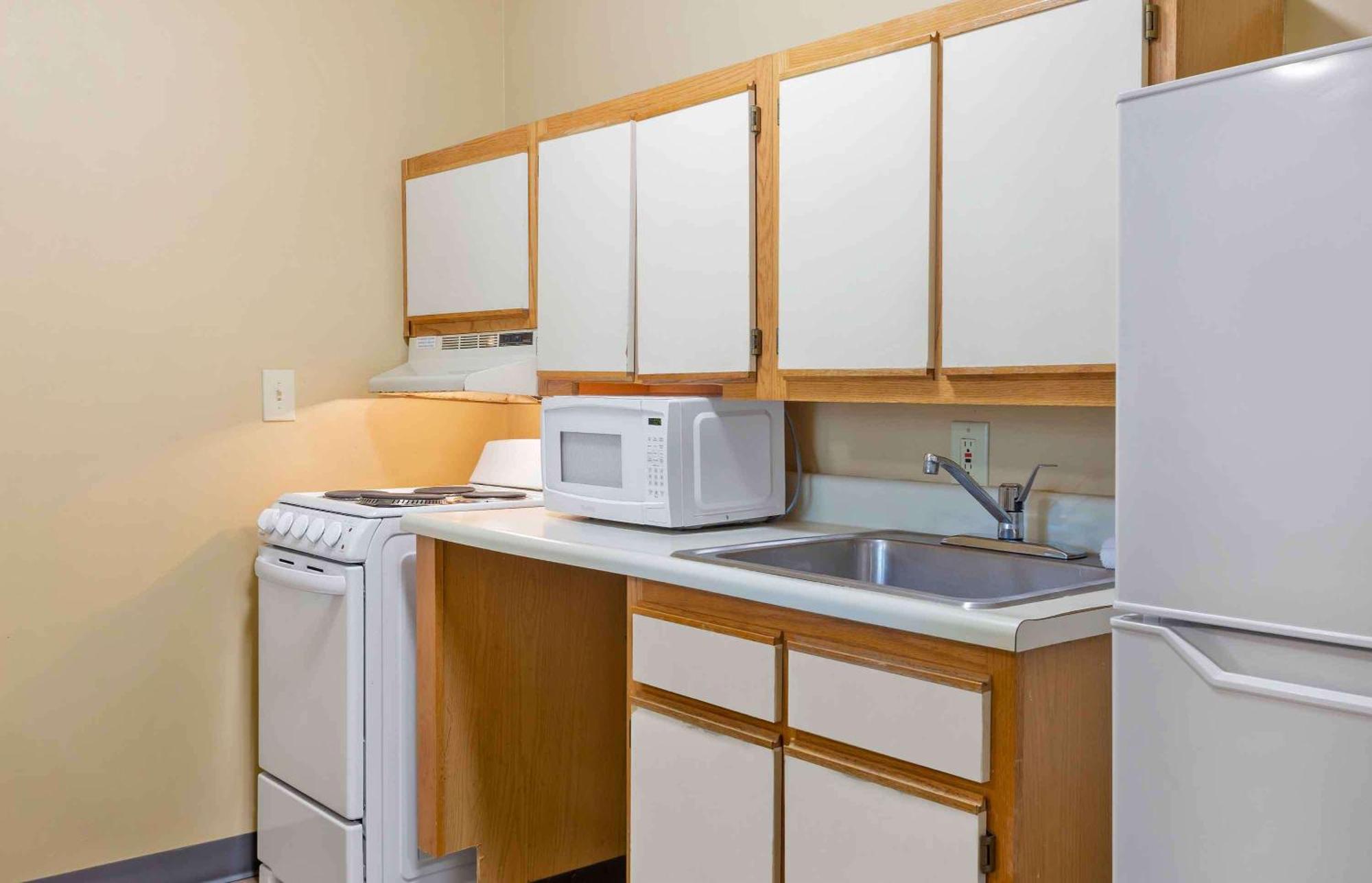 Extended Stay America Suites - Raleigh - Cary - Harrison Ave Exteriör bild