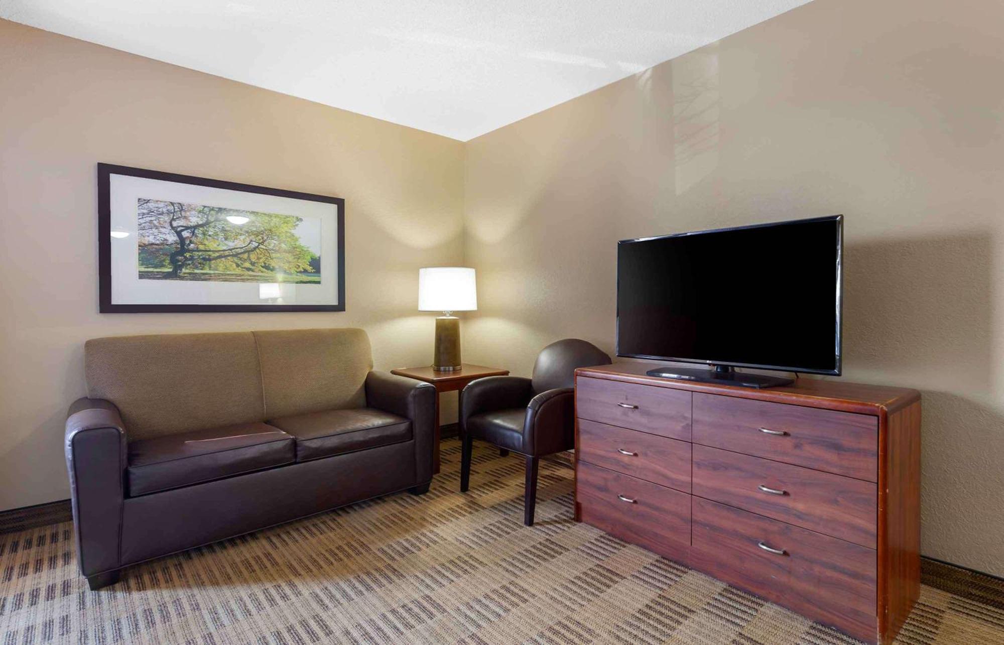 Extended Stay America Suites - Raleigh - Cary - Harrison Ave Exteriör bild