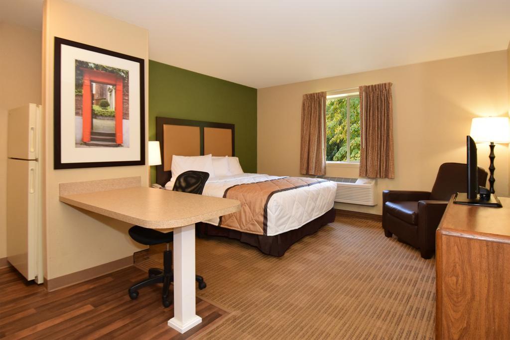Extended Stay America Suites - Raleigh - Cary - Harrison Ave Exteriör bild